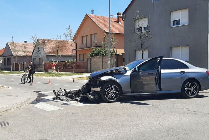 Saobraćajna nezgoda u Rumi