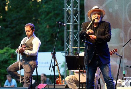 Rade Šerbeždija i Zapadni kolodvor, koncert u Botaničkoj bašti "Jevremovac" u Beogradu