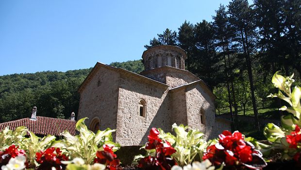 manastir Svete Trojice na Ovčaru