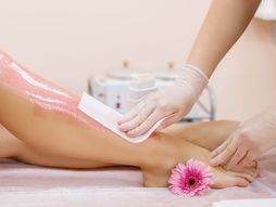 Noge, vosak, depilacija