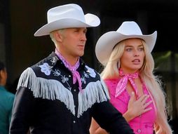 Margot Robbie Ryan Gosling Rajan Gosling  Gozling  Margot Robi Barbi film