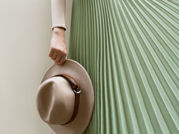 mint zelena, zelena, sesir, suknja, moda