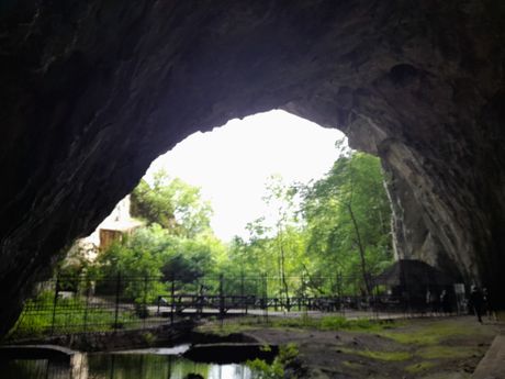 Stopića pećina, planina Zlatibor, Srbija