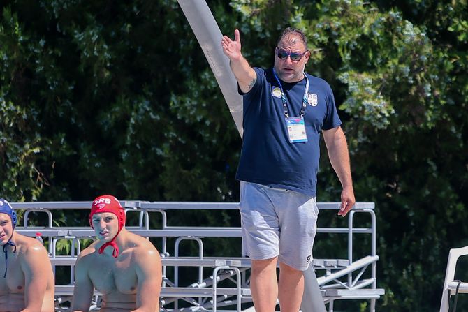 Trening vaterpolista Srbije, selektor Dejan Savić i kapiten Dušan Mandić