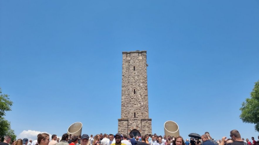 Srbi uhapšeni na Gazimestanu: Hitno se oglasile Srpska lista i Kancelarija za KiM
