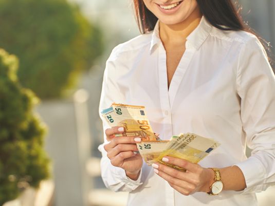 Mladi danas troše van svojih limita, gotovo svi prave ove 4 greške: Imate li vi štek?