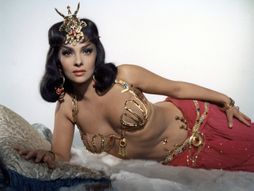 Luiđina „Đina” Lolobriđida, Gina Lollobrigida