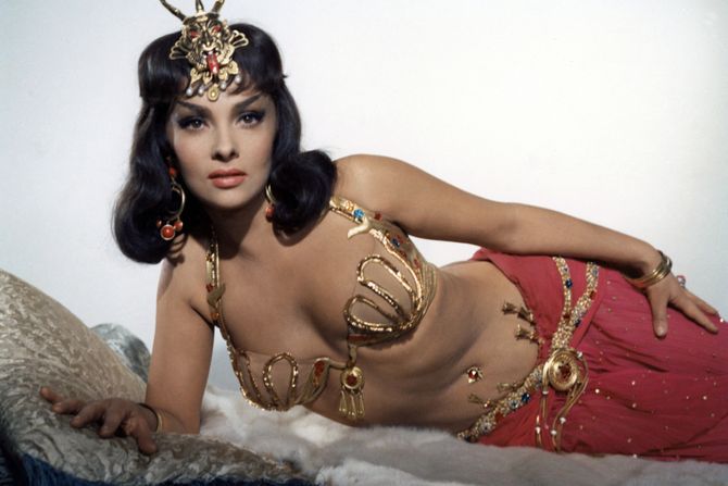 Luiđina „Đina” Lolobriđida, Gina Lollobrigida Luiđina „Đina” Lolobriđida, Gina Lollobrigida