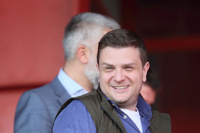 Miloš Vazura Miloš Vazura