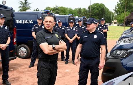 policijska VOZILA VULIN POLICIJSKE UPRAVE