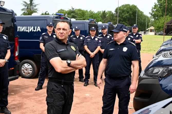 policijska VOZILA VULIN POLICIJSKE UPRAVE