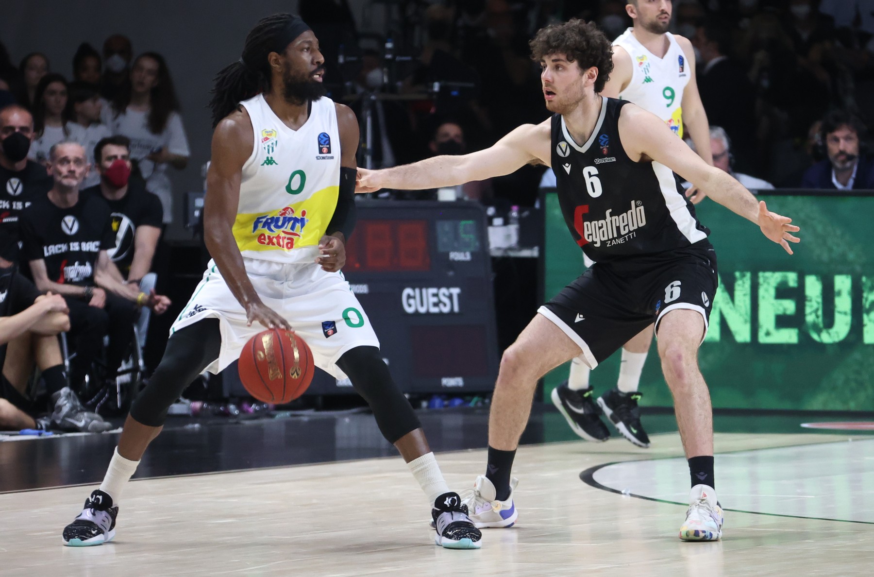 Zvezda ide po Italijana? Crveno-beli žele da dovedu kapitena Virtusa, biće bitke sa ovih nekoliko evroligaša