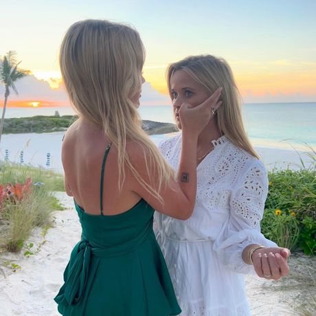 Reese Witherspoon, Ava Phillippe