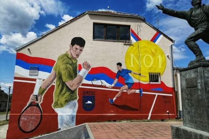 Mural Novaku Đokoviću u centru Divoša