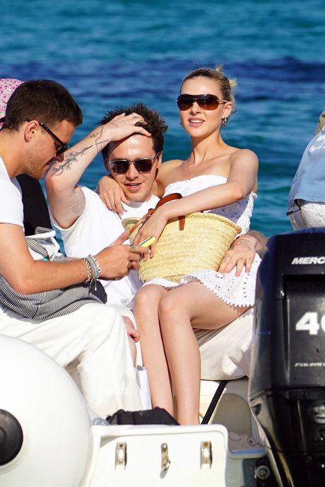 Brooklyn Beckham, Nicola Peltz Brooklyn Beckham, Nicola Peltz