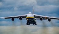 Pogledajte kako Ruslan guta teret: U najveći transporter na svetu stalo pet avionskih motora!