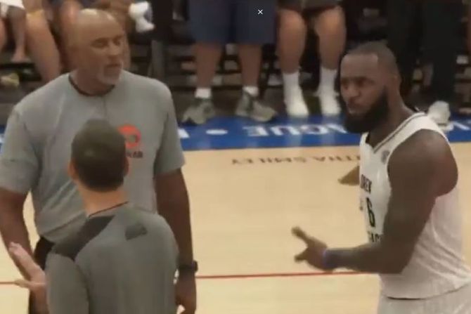 Lebron Džejms Lebron Džejms