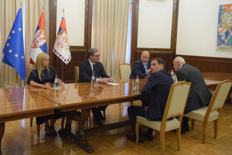 Aleksandar Vučić konsultacije