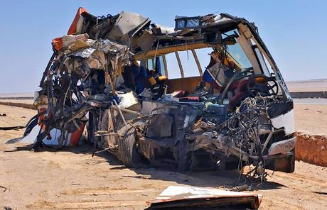 Egipat autobuska nesreća, Malavi grad sudar autobusa i kamiona