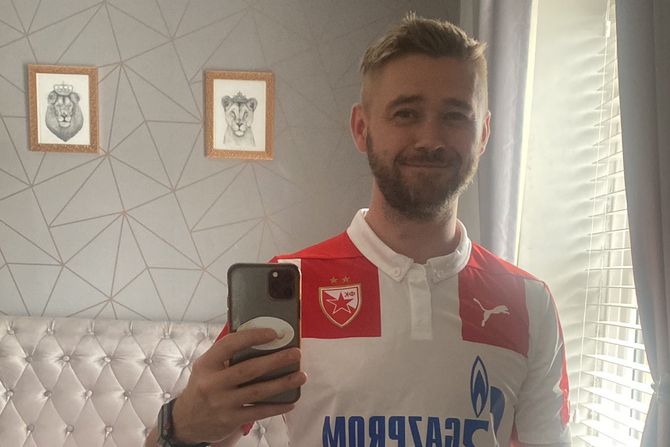FK Crvena zvezda, dres, Šon Li FK Crvena zvezda, dres, Šon Li