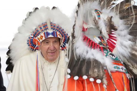 Papa Franjo Kanada