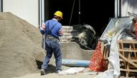 Filip zavirio ispod kuće i sledio se od šoka: Pogledajte šta je pronašao usred građevinskih radova