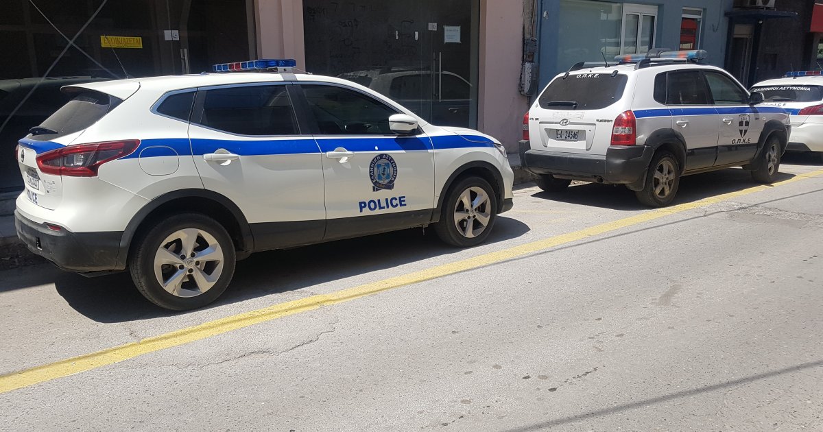 Mladić upucan u glavu, mama stradala dok je pokuša