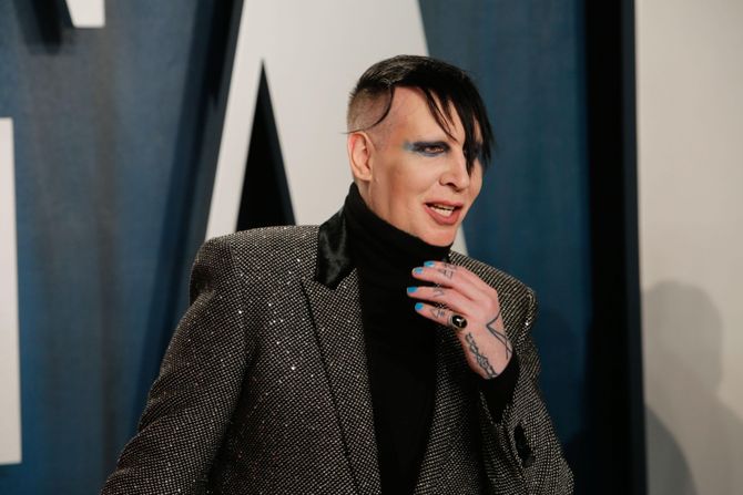 Marilyn Manson, Merilin Menson