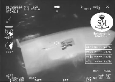 Francuz preživeo 16 sati u prevrnutom camcu na Atlantiku