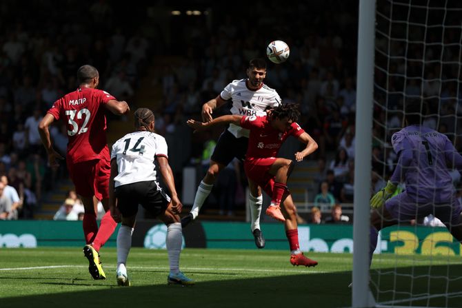 Aleksandar Mitrović, FK Fulam, FK Liverpul