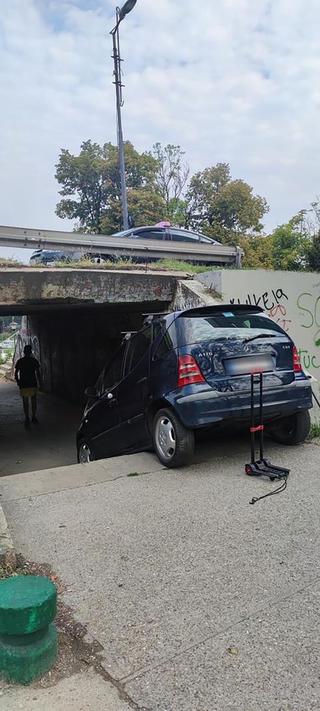 Ada automobil Ada automobil