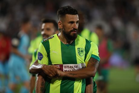 FK Partizan - FK Aek Larnaka FK Partizan - FK Aek Larnaka