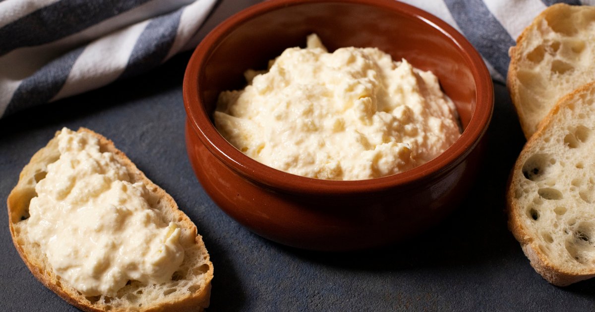 A couple from Kraljevo delights Serbia with their kajmak and cheese: Their beginning was modest, and now...