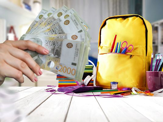 Bližimo se 1. septembru, a roditelji već bankrotirali: "Ranac i pernica 8.500, sveska 500 dinara"