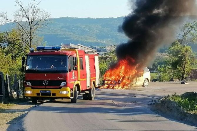 Zapalio se automobil u Užicu