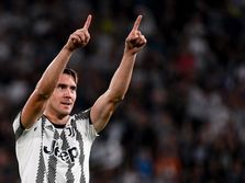 Dušan Vlahović, FK Juventus