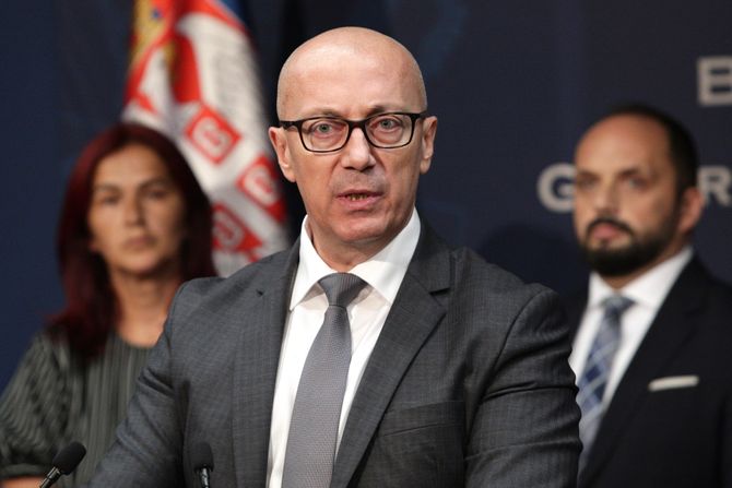 KiM PETKOVIC RAKIC KiM PETKOVIC RAKIC