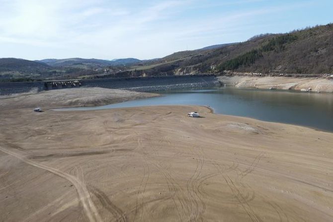 Lim Uvac Zlatarsko jezero suša