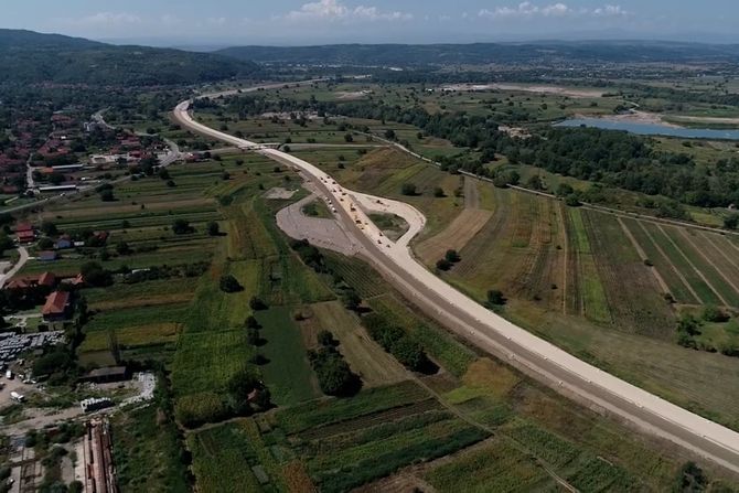 Moravski koridor donosi investicije i bolji život za pola miliona ljudi: Vesić o novoj deonici puta