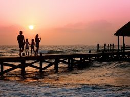 leto, letovanje, more, porodica, deca