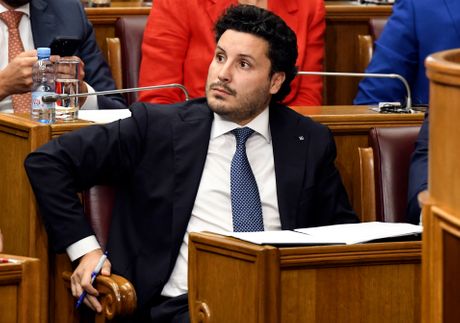 Dritan Abazović Dritan Abazović