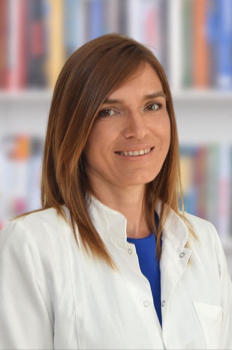 DR ALEKSANDRA EGER DR ALEKSANDRA EGER
