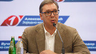 Vučić: Građani su predali 20.000 komada različitog naoružanja