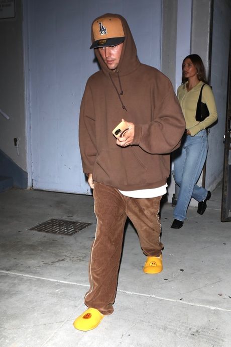 Džastin Hejli Biber Justin Hailey Bieber Džastin Hejli Biber Justin Hailey Bieber