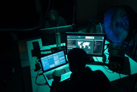 Internet prevara prevare, sajber kriminal, haker Internet prevara prevare, sajber kriminal, haker