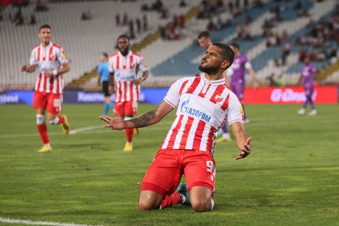 FK Crvena zvezda, FK Javor