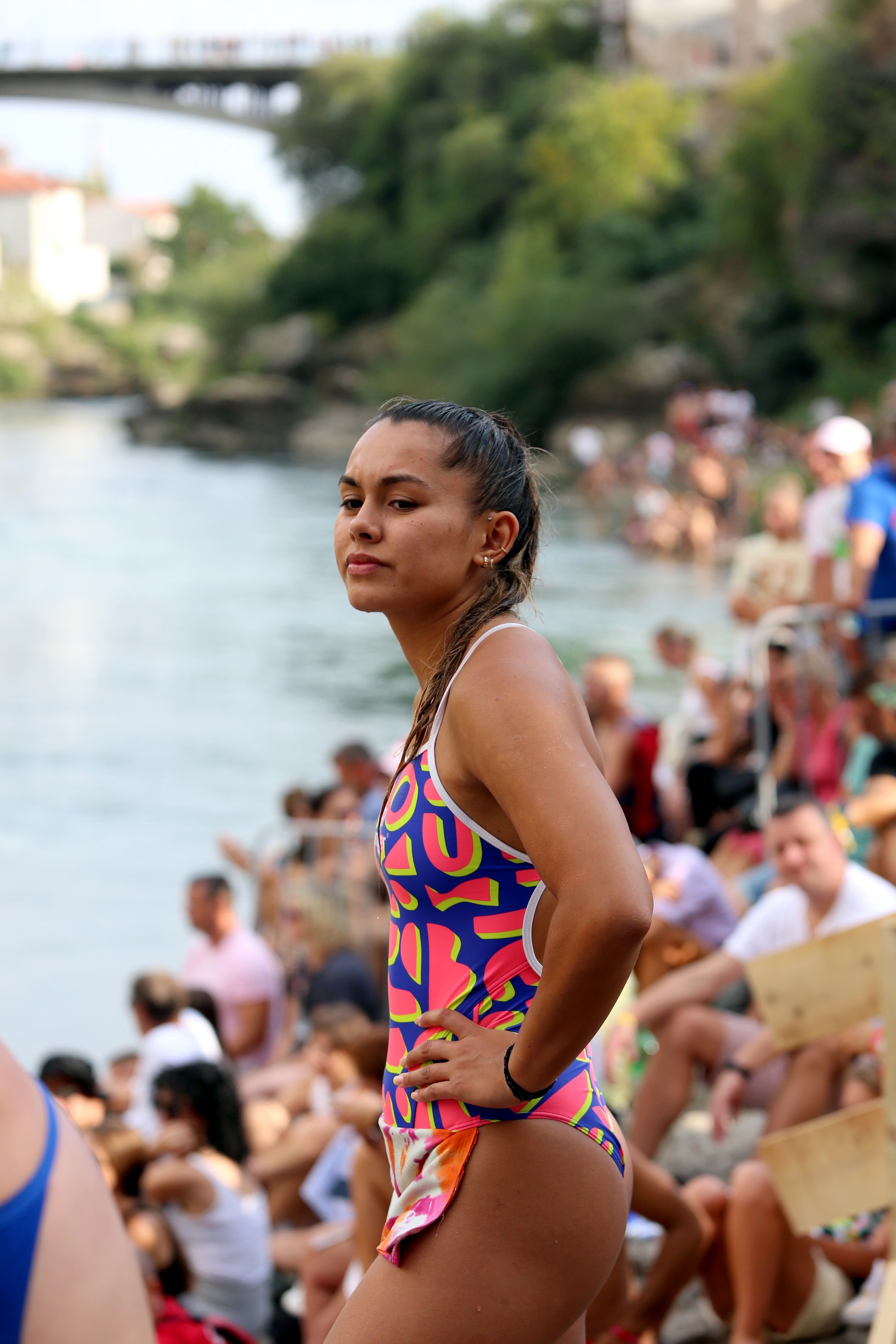 Melem za oči i bojazan za živce: Pogledajte najzgodnije skakače sa Starog  mosta u Mostaru - Telegraf.rs