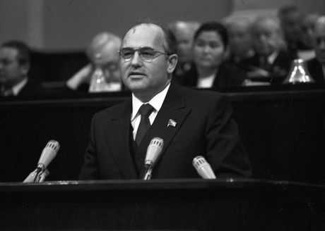 Mikhail Gorbachev Mihail Gorbačov