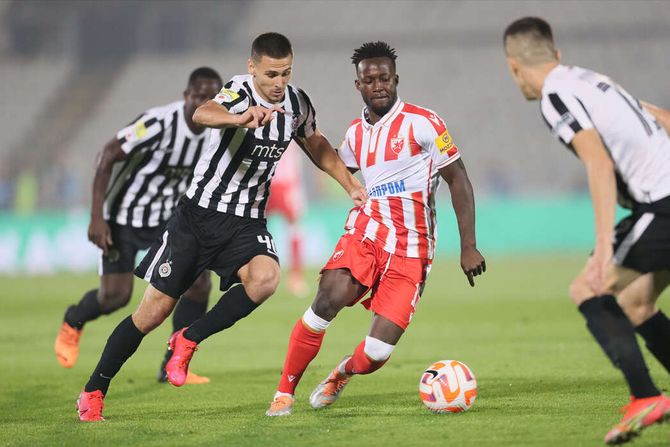 FK Partizan - FK Crvena zvezda, večiti derbi FK Partizan - FK Crvena zvezda, večiti derbi