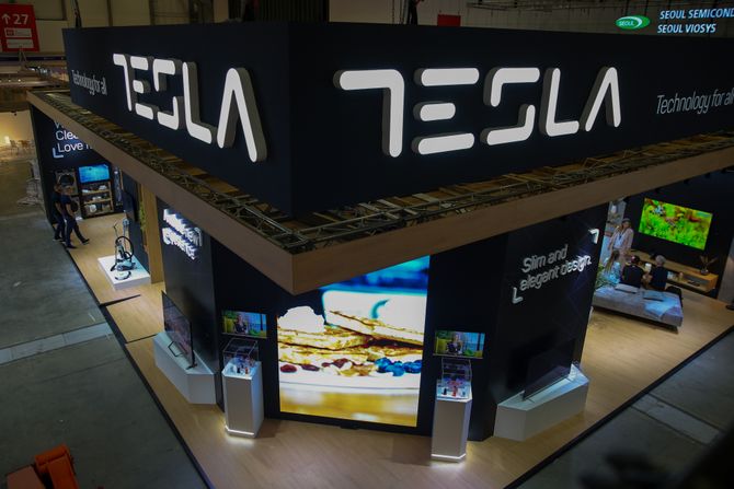 IFA, sajam tehnike u Berlinu, Tesla štand